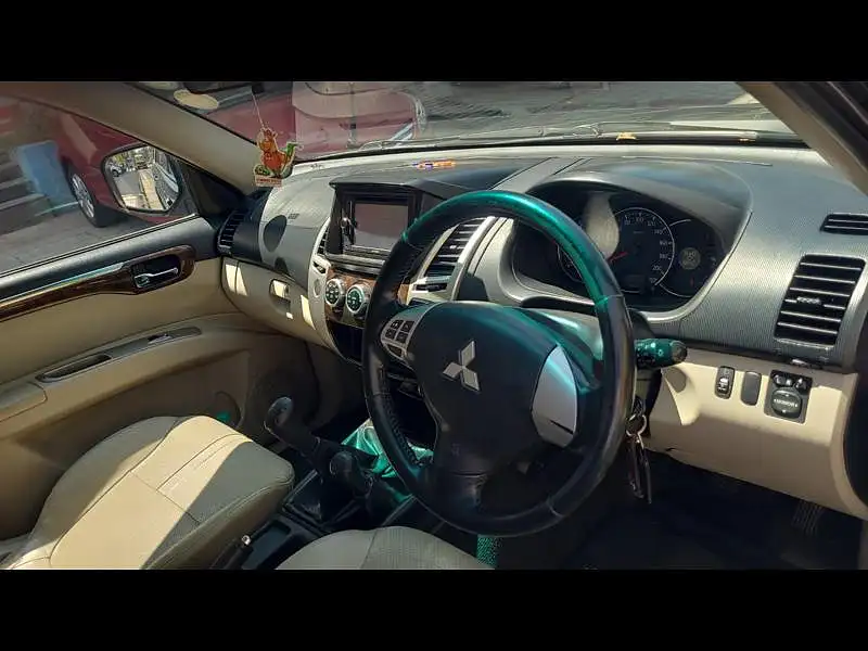 Second Hand Mitsubishi Pajero Sport 2.5 MT in Bangalore