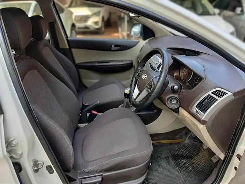 Second Hand Hyundai i20 [2010-2012] Sportz 1.4 CRDI in Mumbai