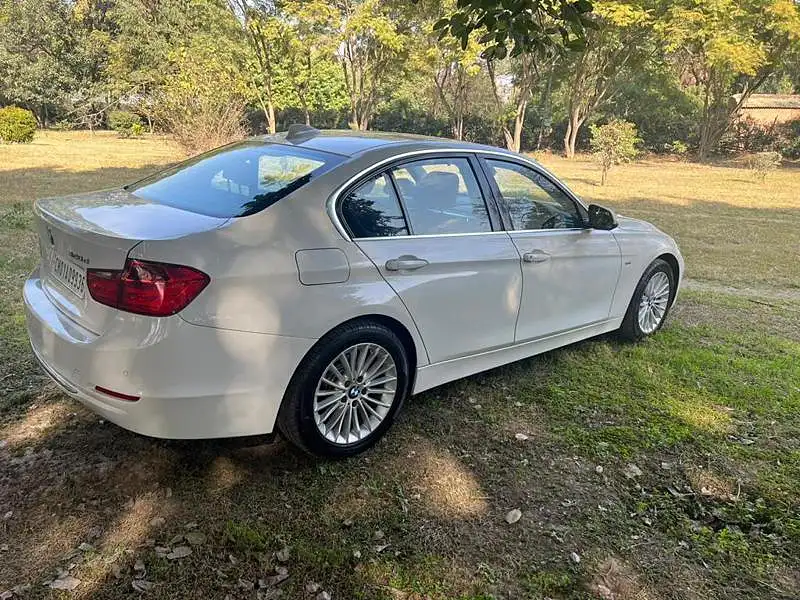 Second Hand BMW 3 Series [2010-2012] 320d Highline Sedan in Chandigarh