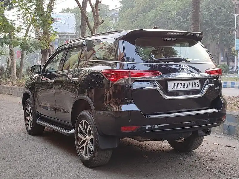 Second Hand Toyota Fortuner [2016-2021] 2.8 4x4 MT [2016-2020] in Kolkata