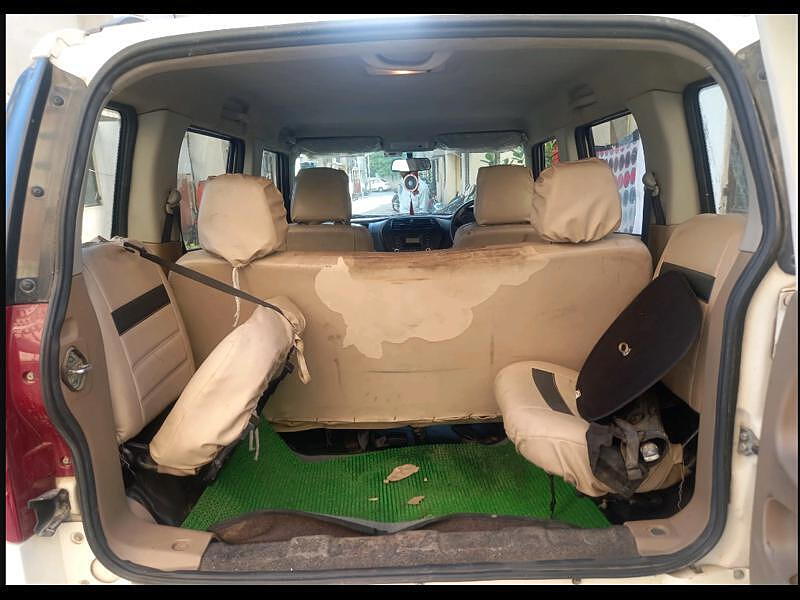 Second Hand Mahindra TUV300 [2015-2019] T6 in Lucknow