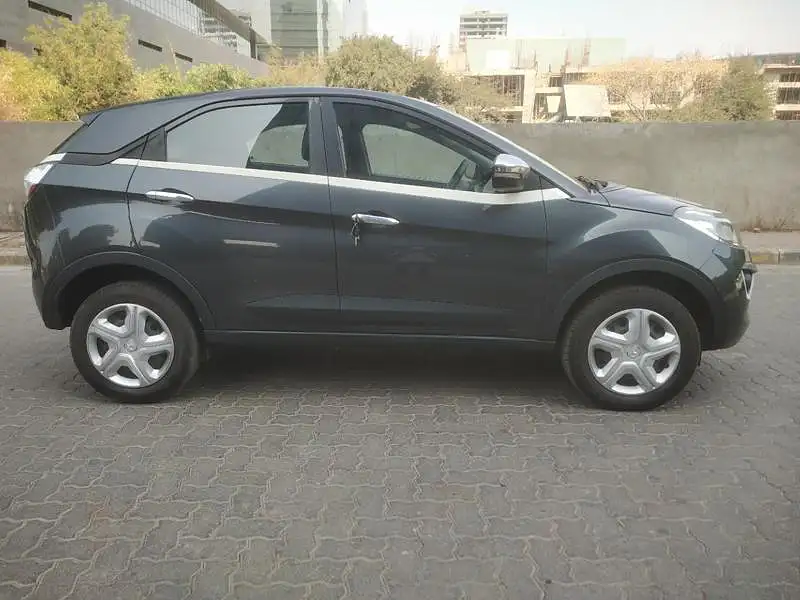 Second Hand Tata Nexon [2017-2020] XE in Pune
