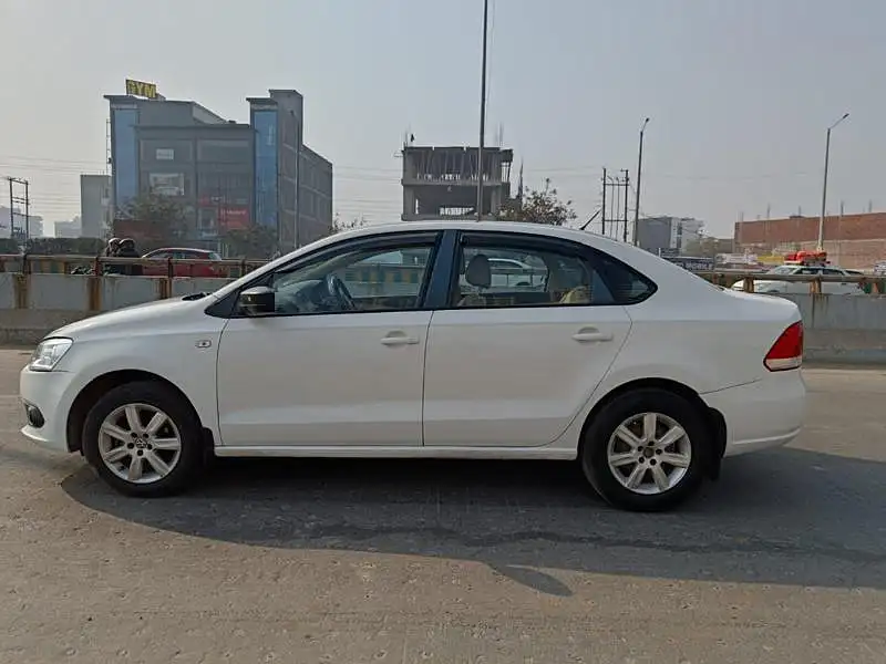 Second Hand Volkswagen Vento [2010-2012] Highline Petrol in Noida