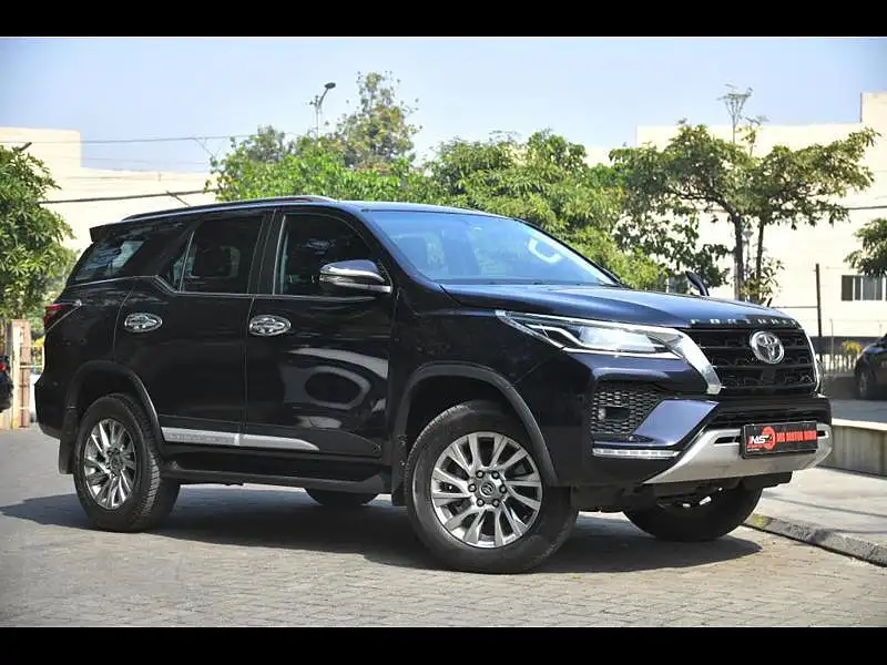 Second Hand Toyota Fortuner 4X4 AT 2.8 Diesel in Kolkata