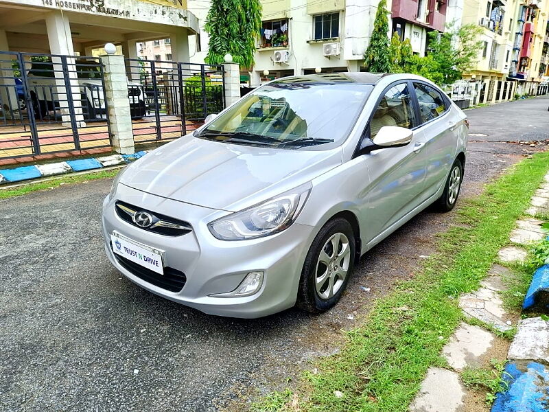 Used 2011 Hyundai Verna [2011-2015] Fluidic 1.6 CRDi for sale at Rs. 2,35,000 in Kolkat