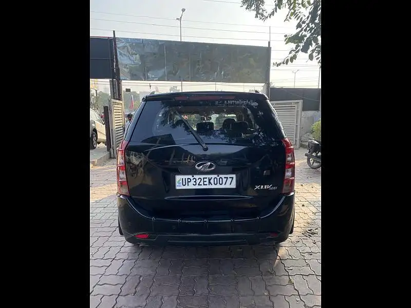 Second Hand Mahindra XUV500 [2015-2018] W6 in Lucknow