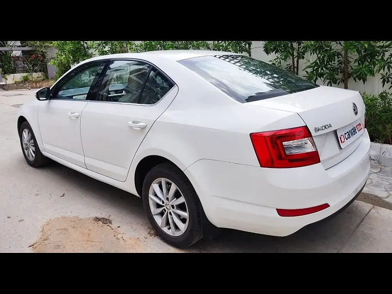 Second Hand Skoda Octavia [2017-2021] 2.0 TDI CR Style Plus AT [2017] in Hyderabad