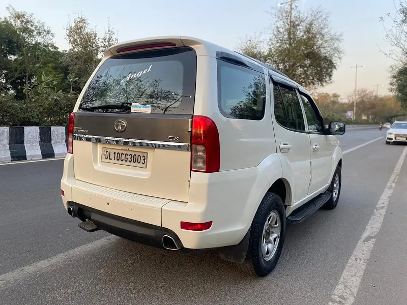Second Hand Tata Safari Storme [2012-2015] 2.2 EX 4x2 in Delhi