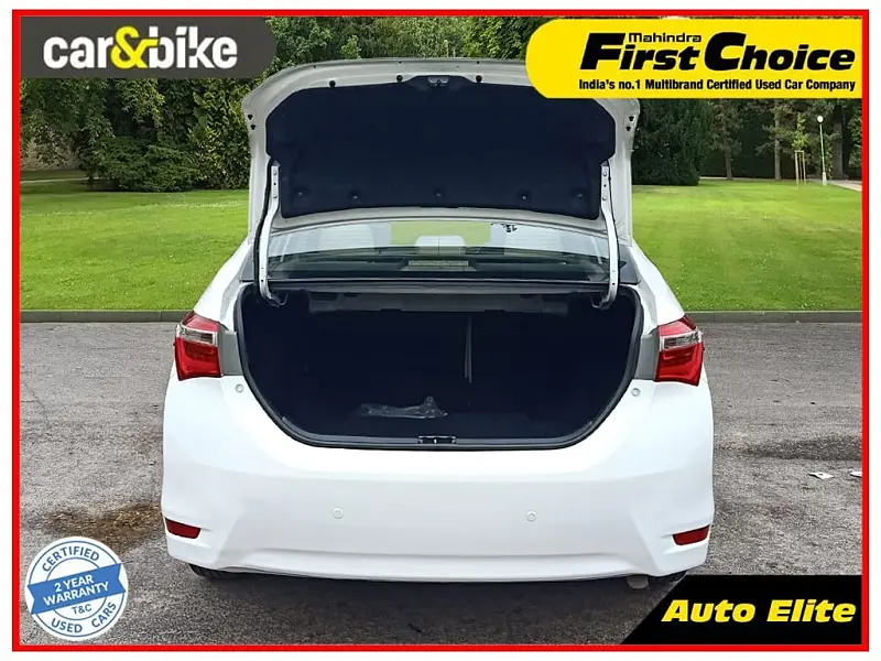 Second Hand Toyota Corolla Altis [2014-2017] G Petrol in Delhi
