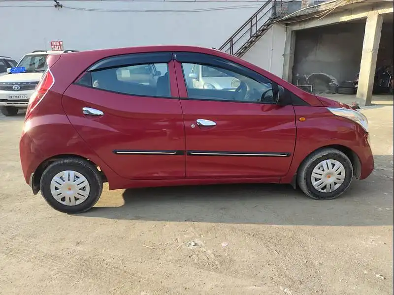 Second Hand Hyundai Eon Era + in Dehradun