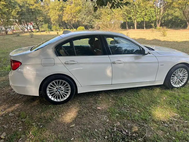 Second Hand BMW 3 Series [2010-2012] 320d Highline Sedan in Chandigarh
