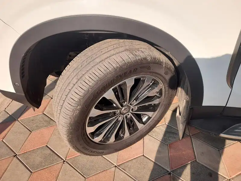 Used MG Gloster [2020-2022] Savvy 6 STR 2.0 Twin Turbo 4WD in Mumbai