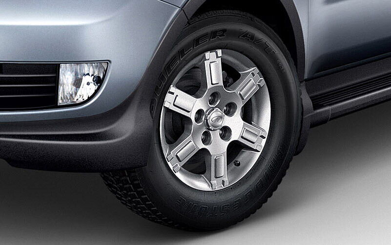 Mahindra Xylo [2012-2014] Wheels-Tyres