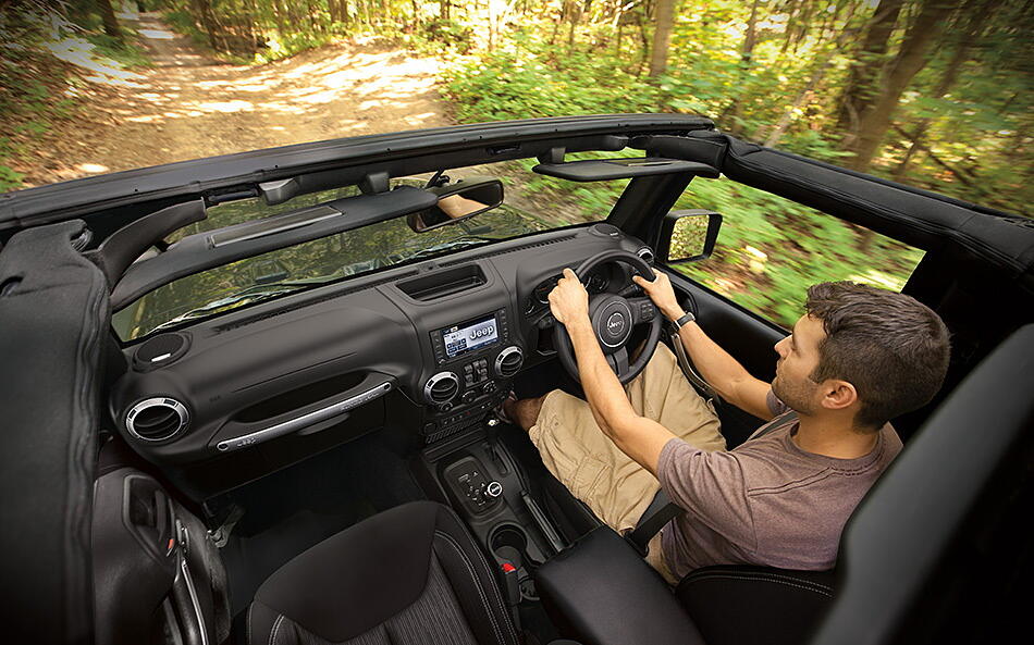 Jeep Wrangler [2016-2019] - Interior | Jeep Wrangler [2016-2019] Images