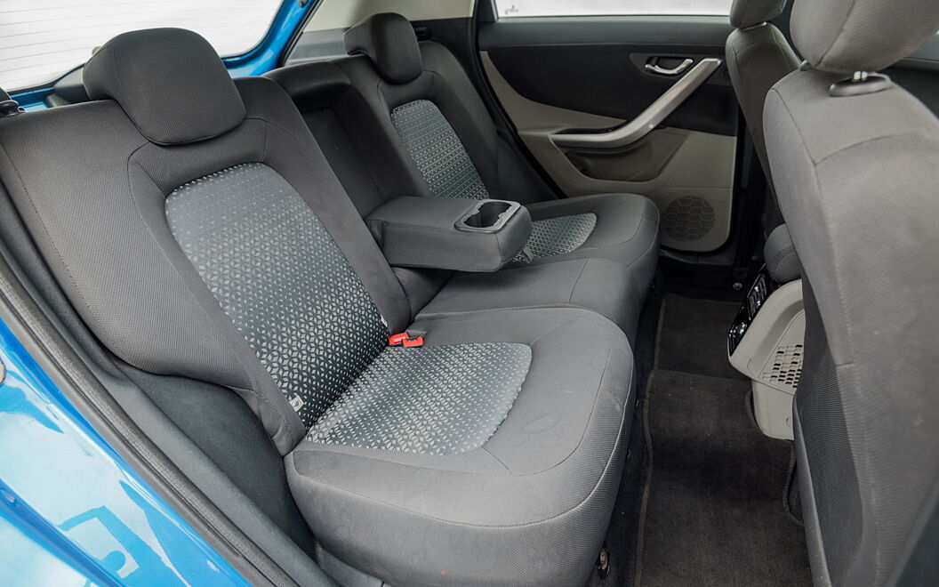 Tata Nexon [2017-2020] Rear Seat Space
