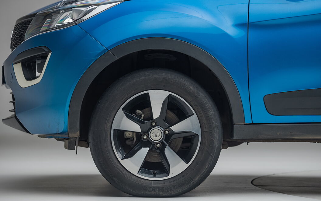 Tata Nexon [2017-2020] Wheels-Tyres