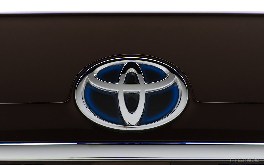 Toyota Camry [2015-2019] Logo