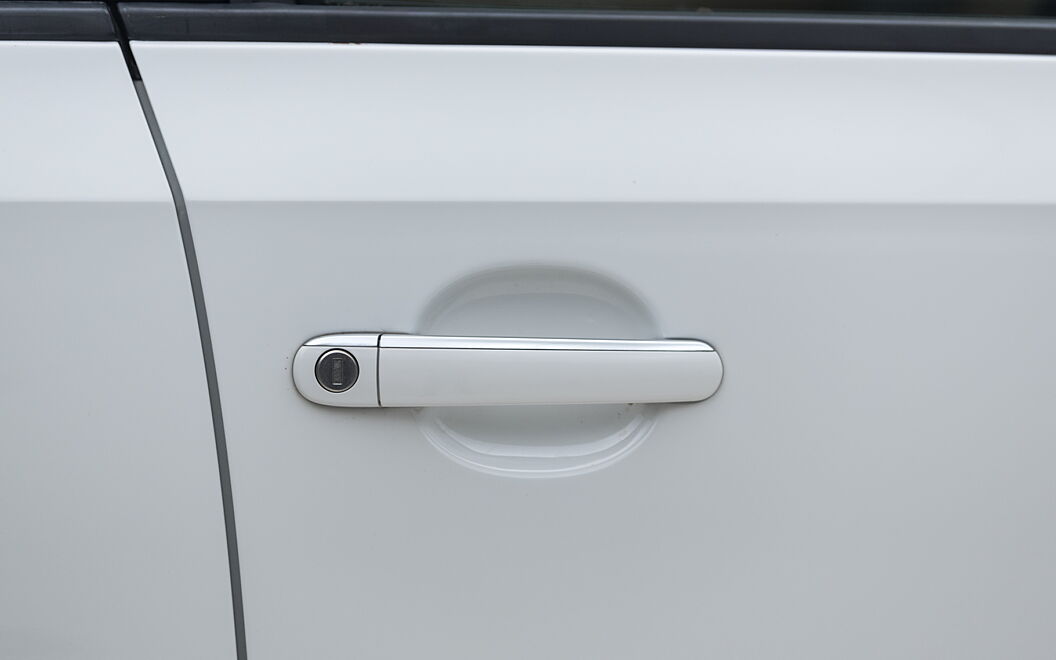 Volkswagen Vento [2015-2019] Door Handles