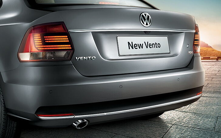 Volkswagen Vento [2015-2019] Tail Lamps