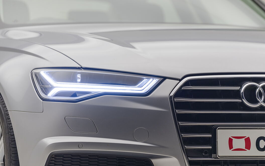 Audi A6 [2015-2019] Turn Indicators