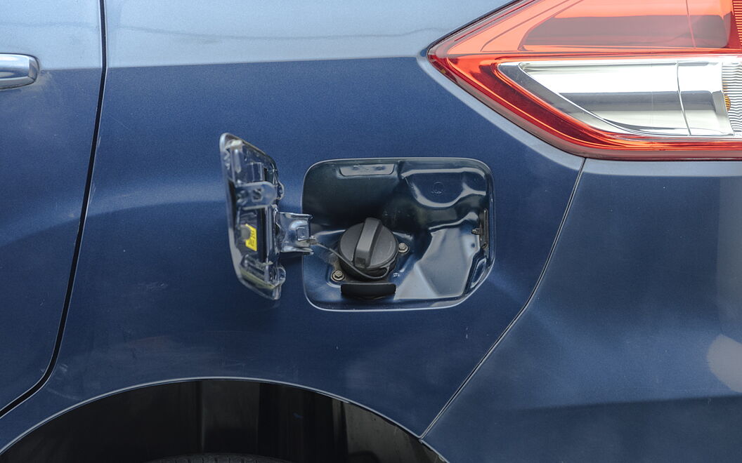 Maruti Suzuki Ertiga [2015-2018] Fuel Lid Cover