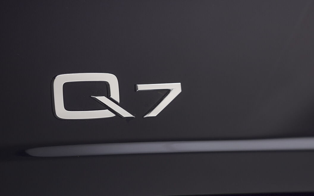 Audi Q7 [2015-2020] Badges