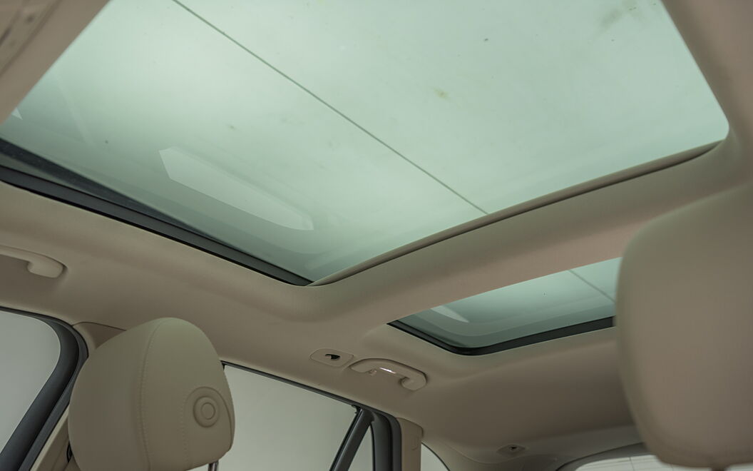 Mercedes-Benz GLC [2016-2019] Interior