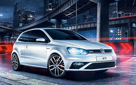 Volkswagen GTI Front Right View