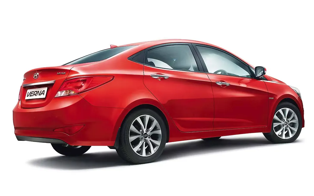 Hyundai Verna [2015-2017] - Rear View | Hyundai Verna [2015-2017] Images
