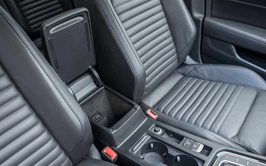 Volkswagen Passat Rear Seat Space