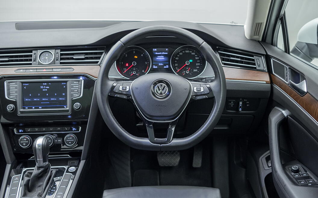 Volkswagen Passat - Boot Space | Volkswagen Passat Images