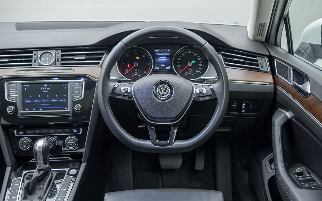 Volkswagen Passat Steering