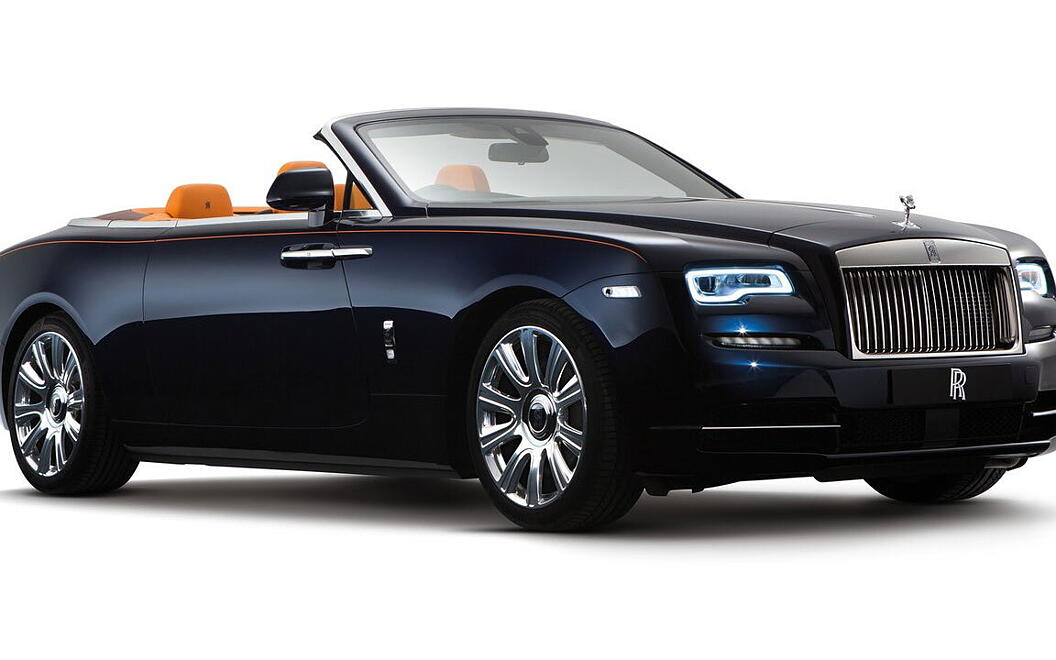 Rolls-Royce Dawn Front Right View