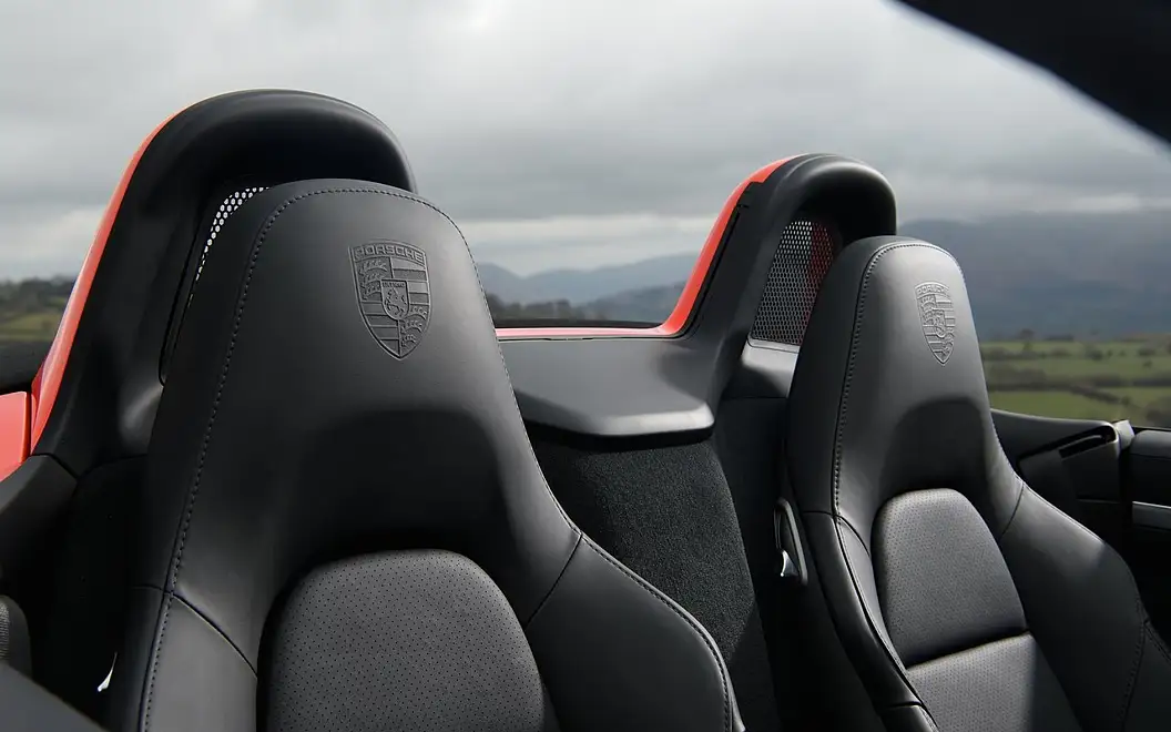 Porsche 718 Interior