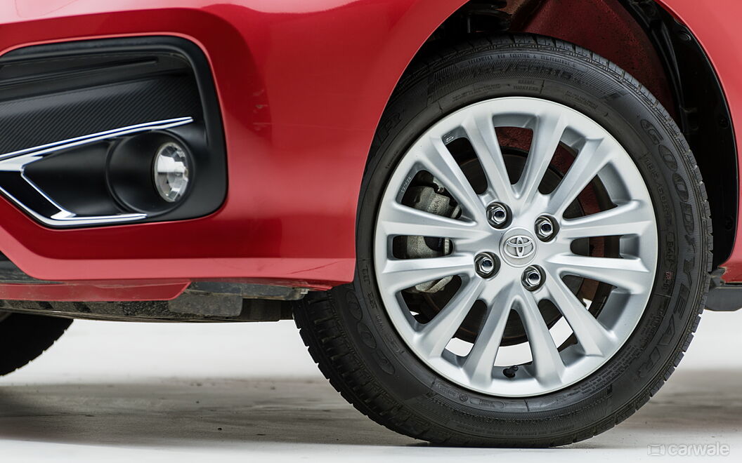 Toyota Platinum Etios Wheels-Tyres