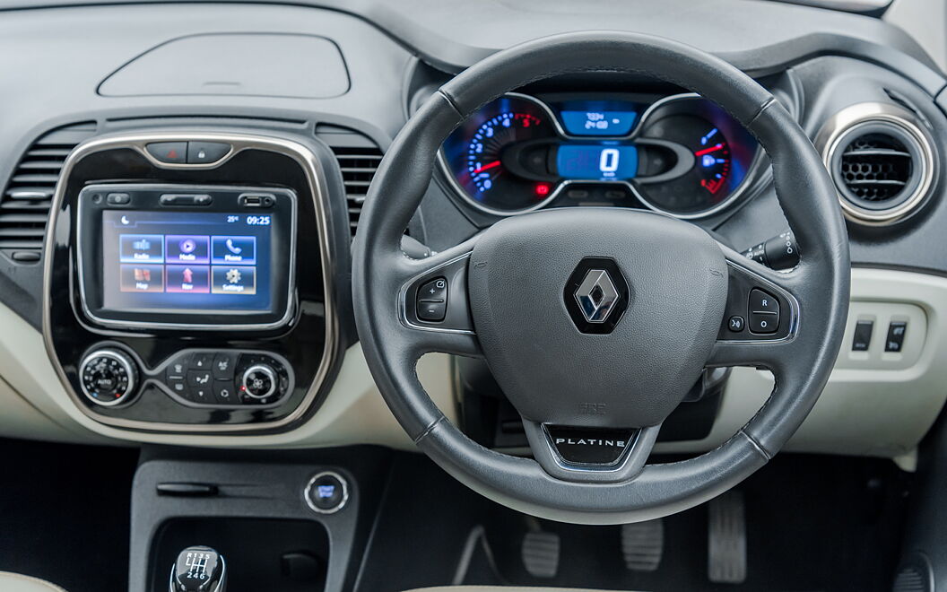 Renault Captur [2017-2019] Interior