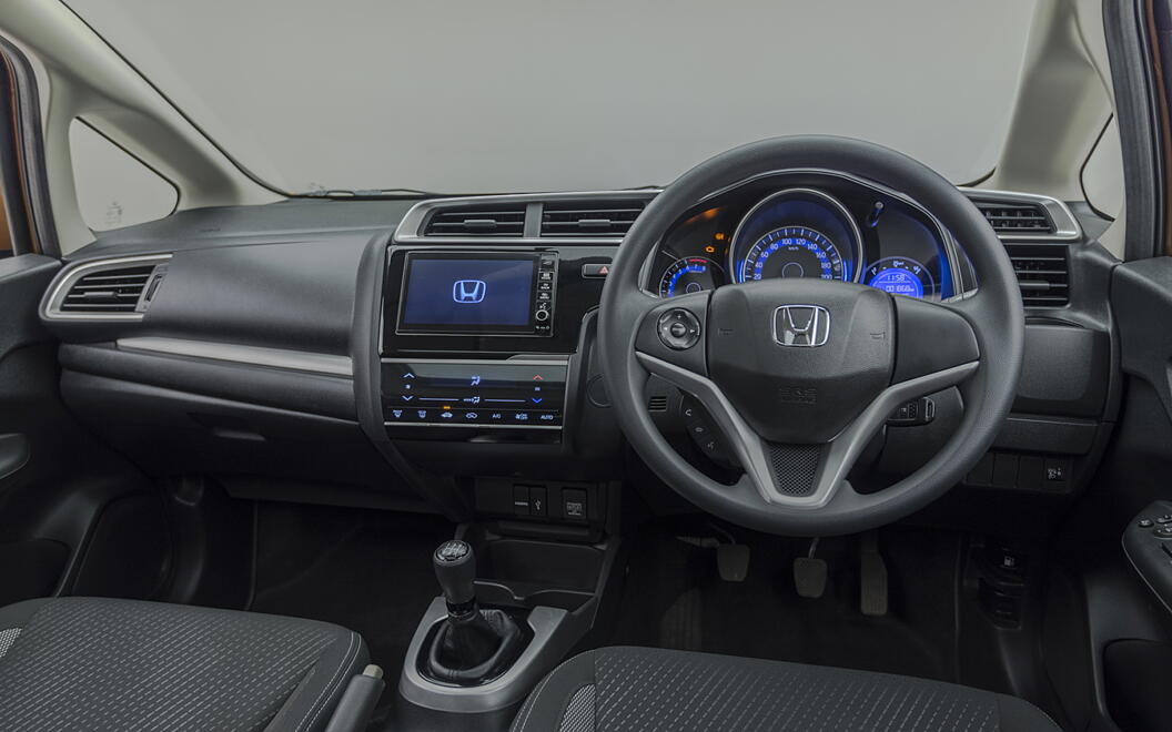 37 Honda Wr V 17 Interior Images Wr V 17 Interior Photo Gallery