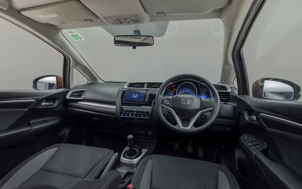 Honda Wr V 17 Interior 37 Honda Wr V 17 Images Honda Wr V 17 Interior 37 Honda Wr V 17 Images