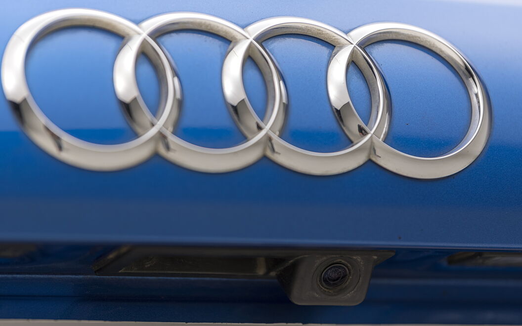 Audi Q3 [2017-2020] Logo