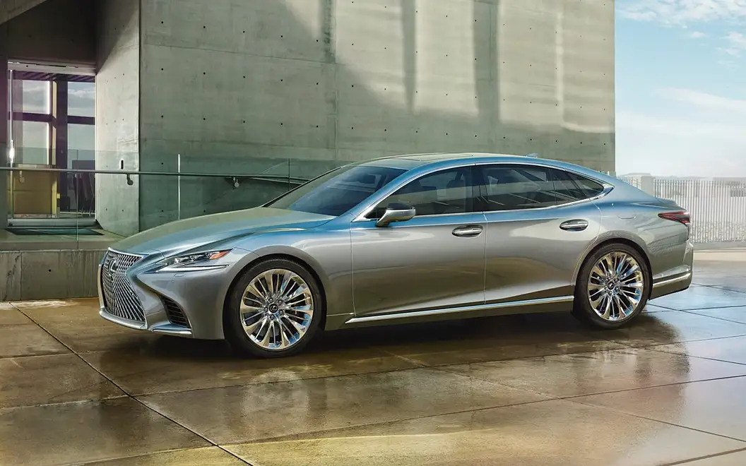 Lexus LS Exterior