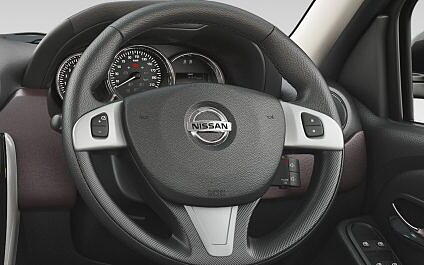 Nissan Terrano Steering