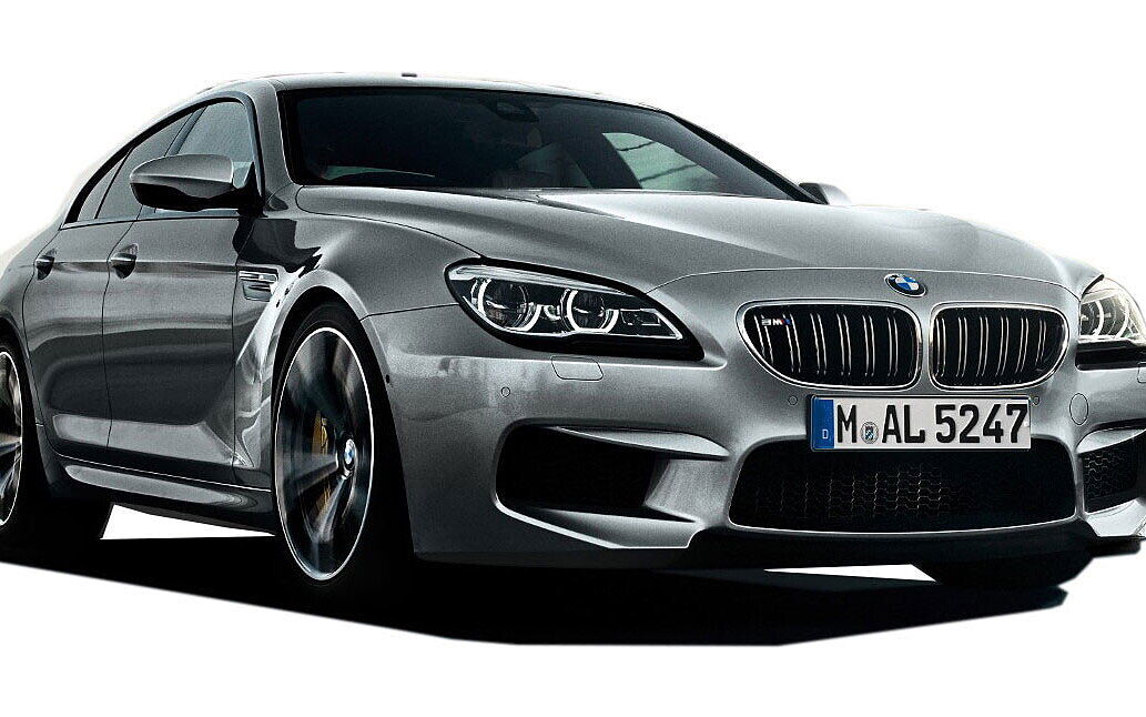 BMW M6 Front Right View
