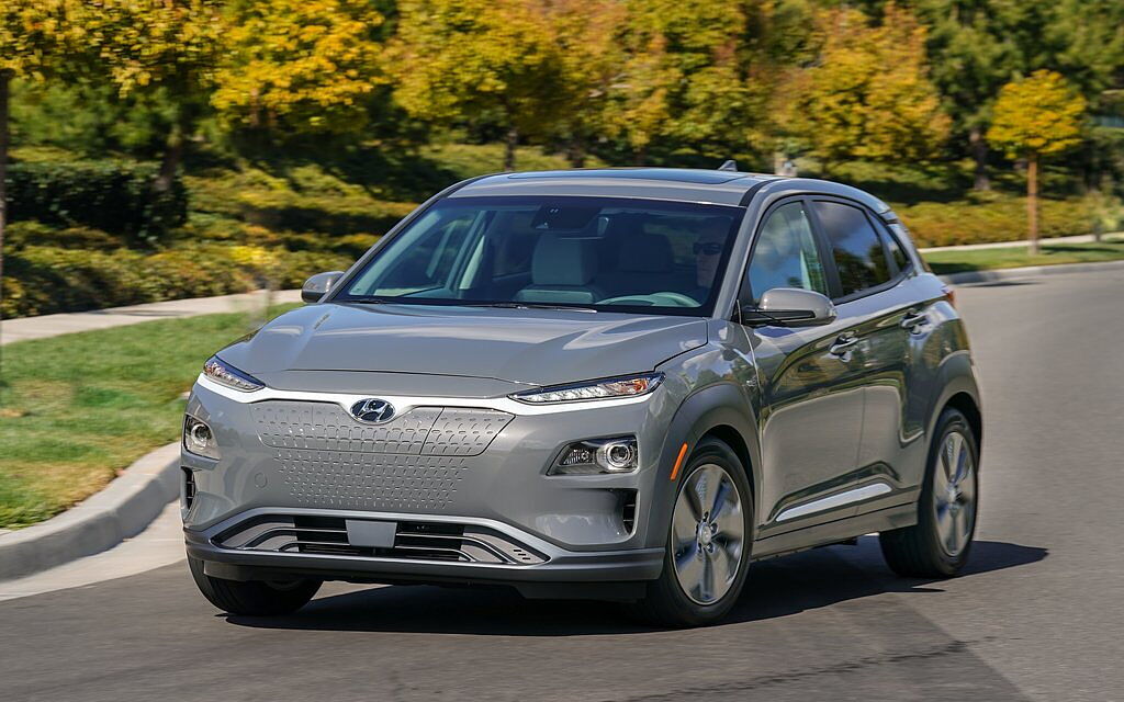 Hyundai Kona Electric Images  Kona Electric Exterior, Road Test and  Interior Photo Gallery