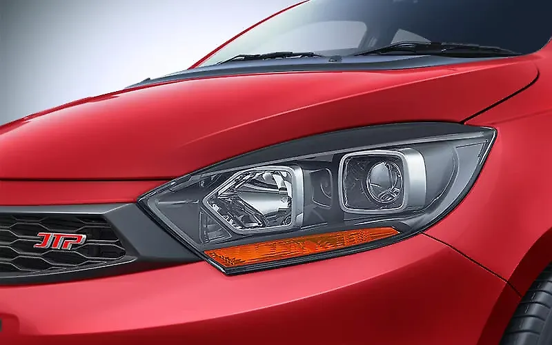 Tata Tiago JTP Front Right View 13 Tata Tiago JTP Images