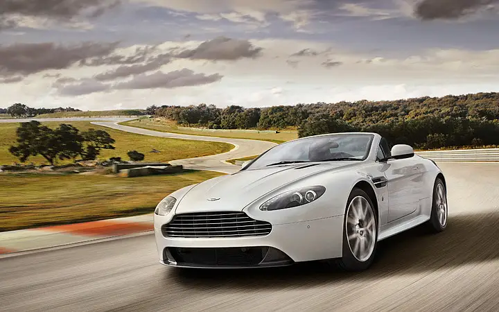 Aston Martin Vantage Exterior