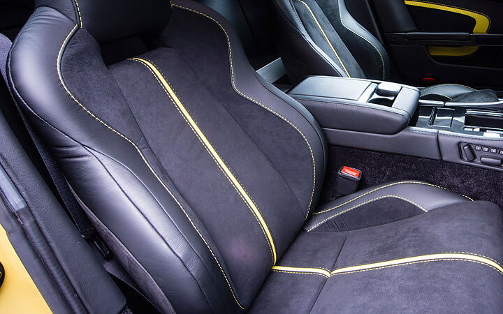 Aston Martin V12 Vantage [2010-2019] Interior