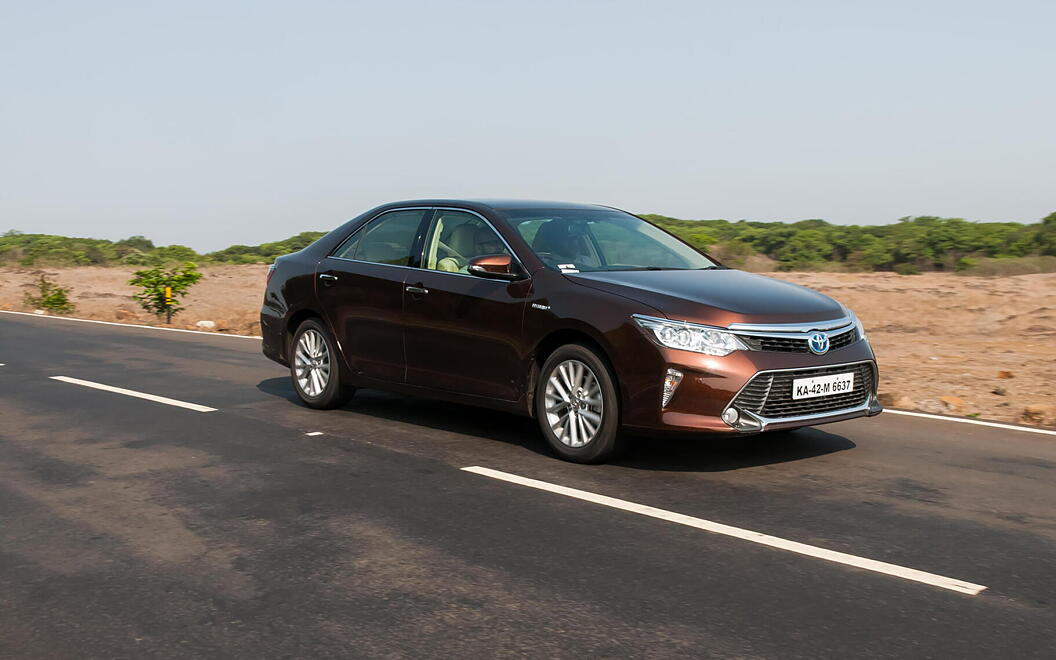 Toyota Camry [2015-2019] Driving
