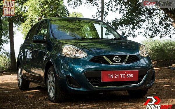 Nissan Micra [2013-2018] Front Right View