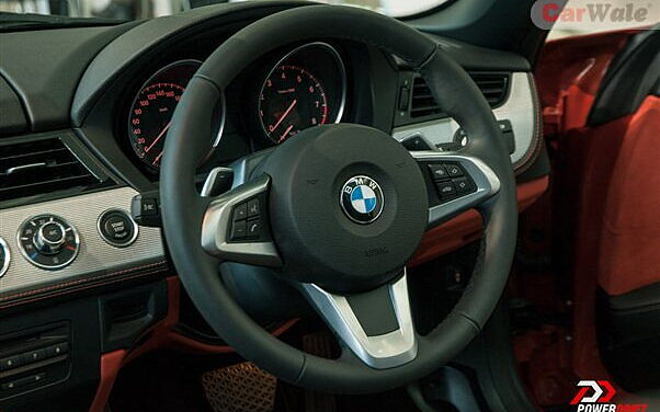 BMW Z4 [2013-2018] Steering