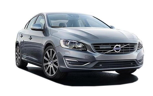 Volvo S60 [2015-2020] Front Right View